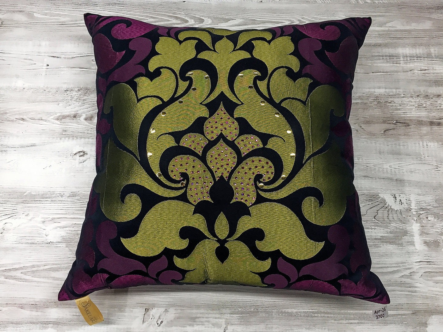 Luxury cushion "Swarovski Elegance"