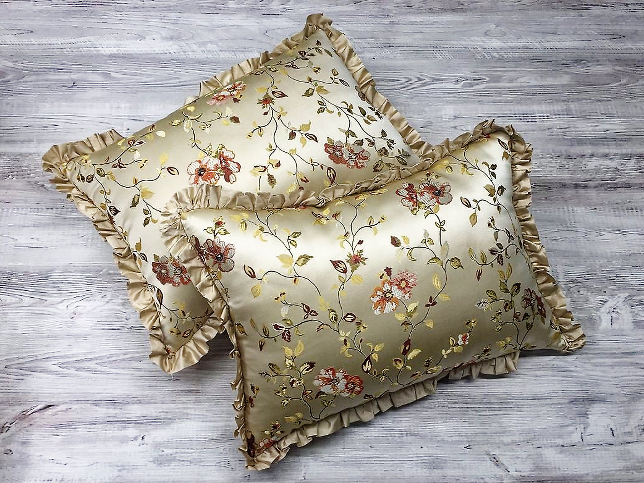 Colección de cojines Silk Meadow