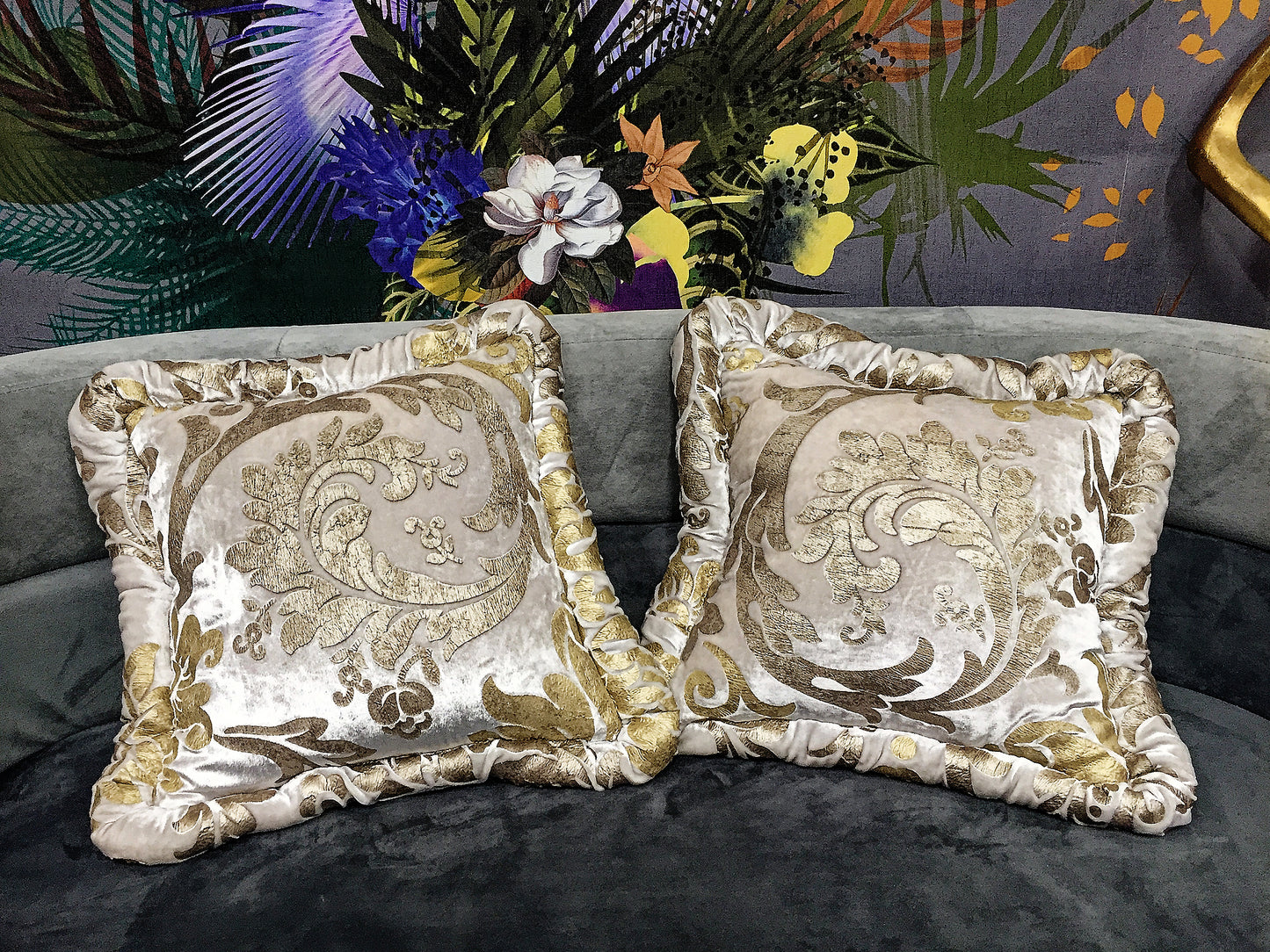 Luxury cushion "Sleekness and Tenderness"