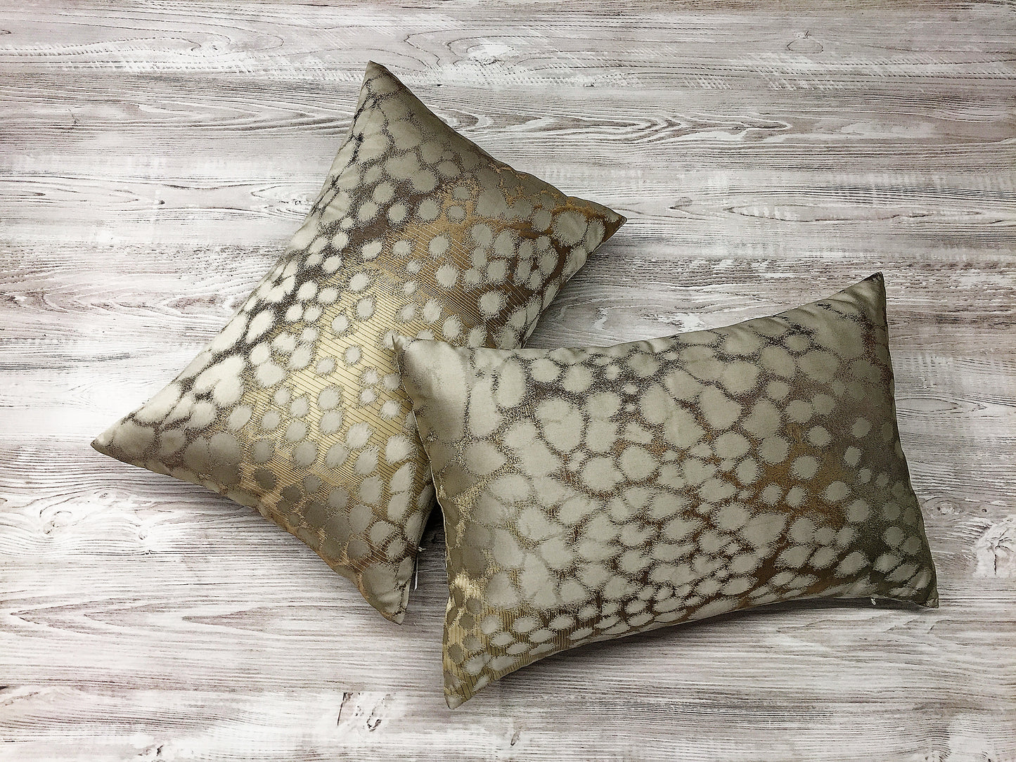 Luxury cushion "Unique Touch of Nature"
