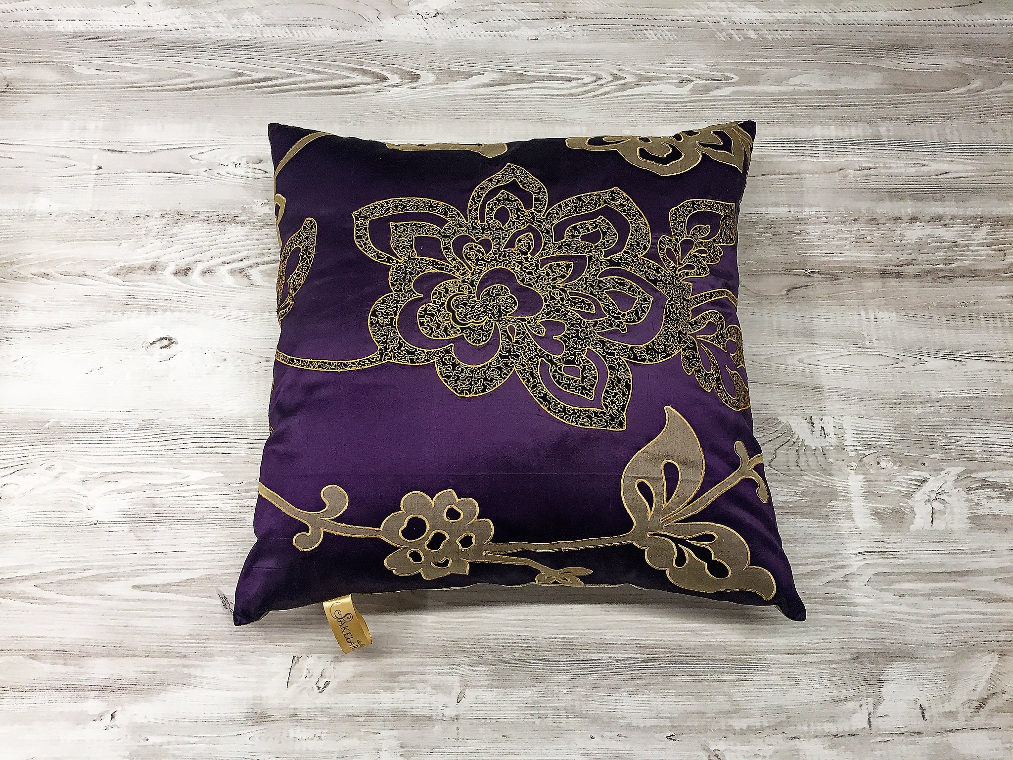 Flori & Striped Cushions