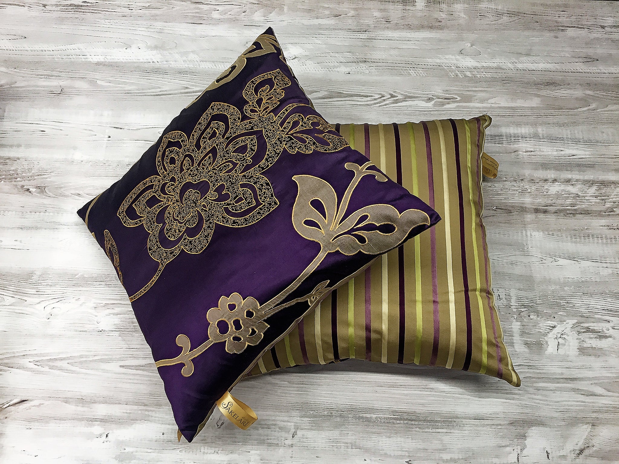 Flori & Striped Cushions