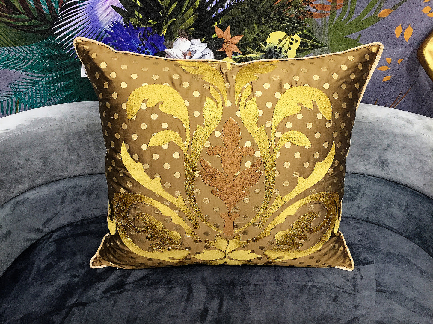Luxury cushion "Prince"