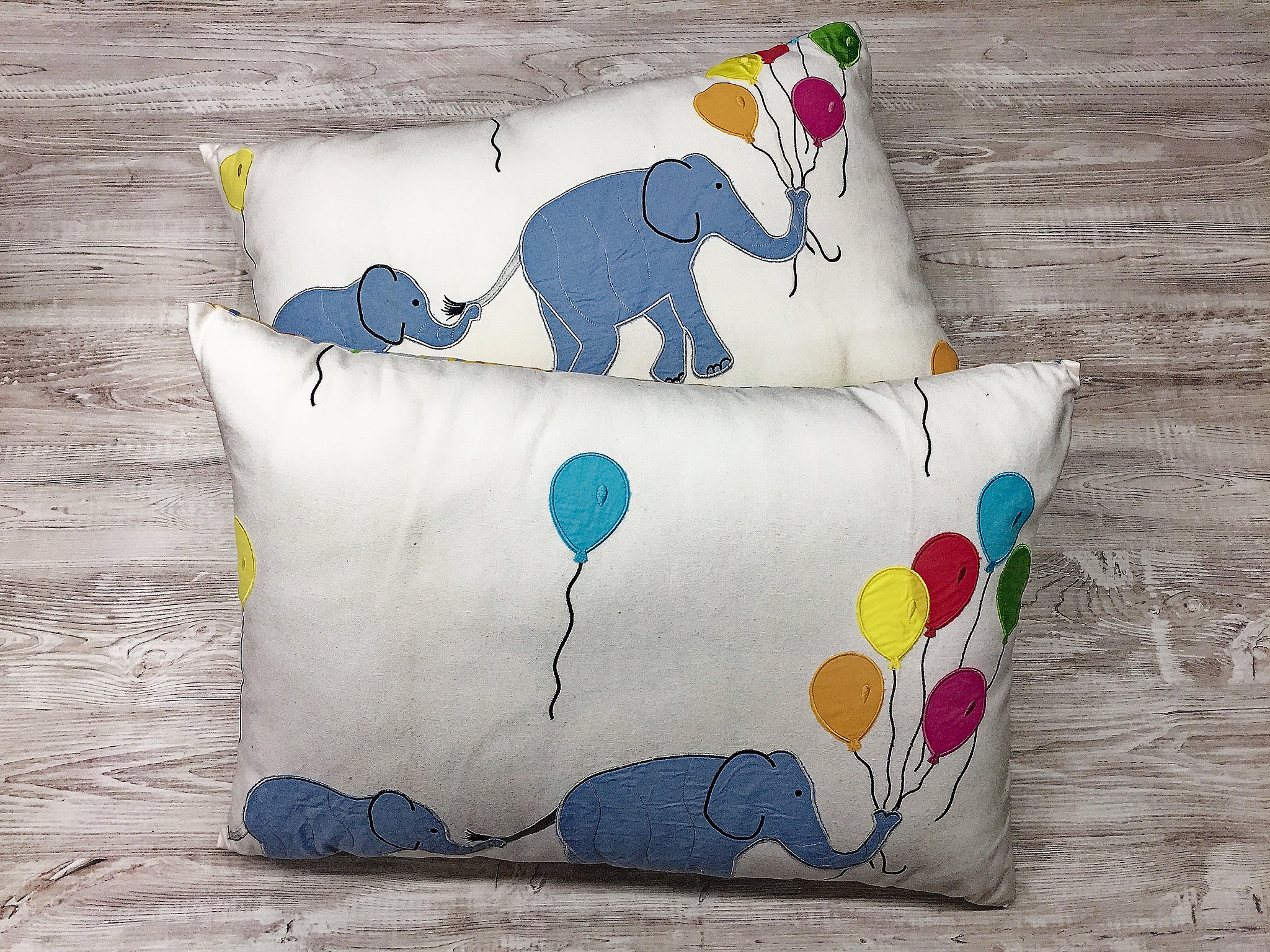 Elephants' family cushion